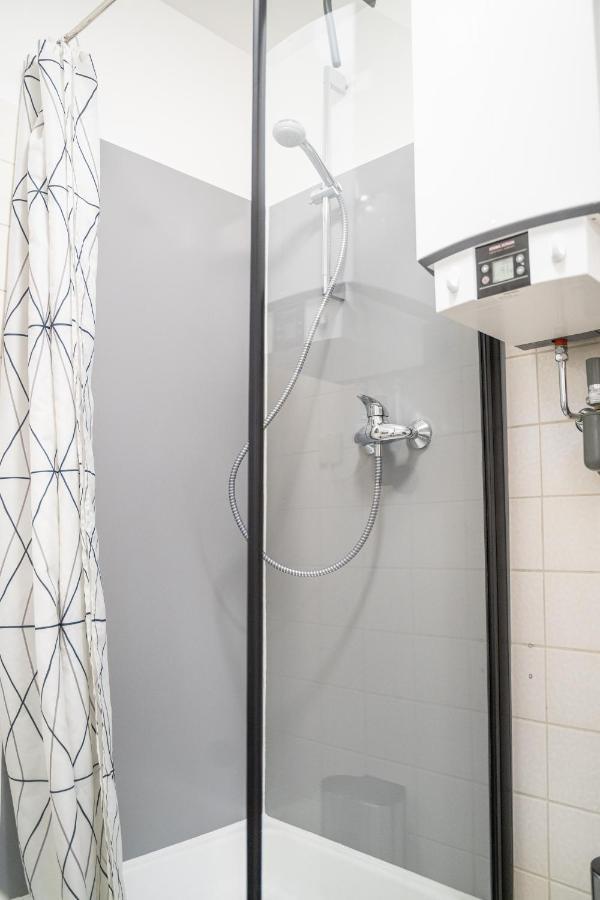 Apartment Und Wg-Doppelzimmer Sonnenhalde Tubinga Esterno foto